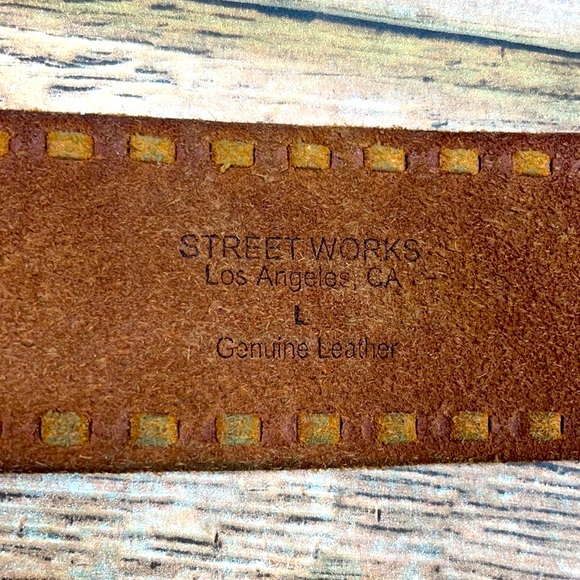 Street Works Genuine Leather Belt Size Large - Picture 9 of 10